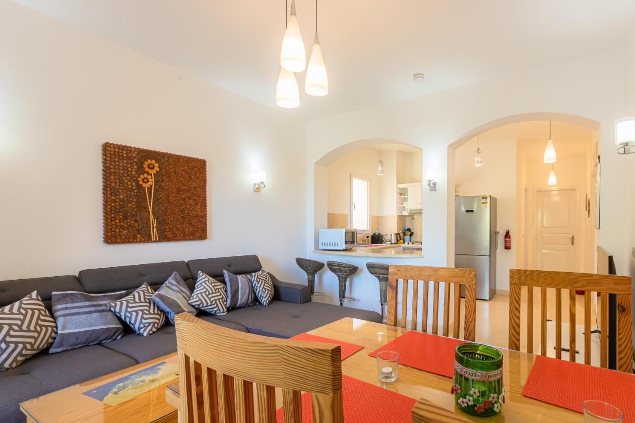 2 Bedroom Condo, With Pool, And Beach & Lagoon Access Hurghada Buitenkant foto